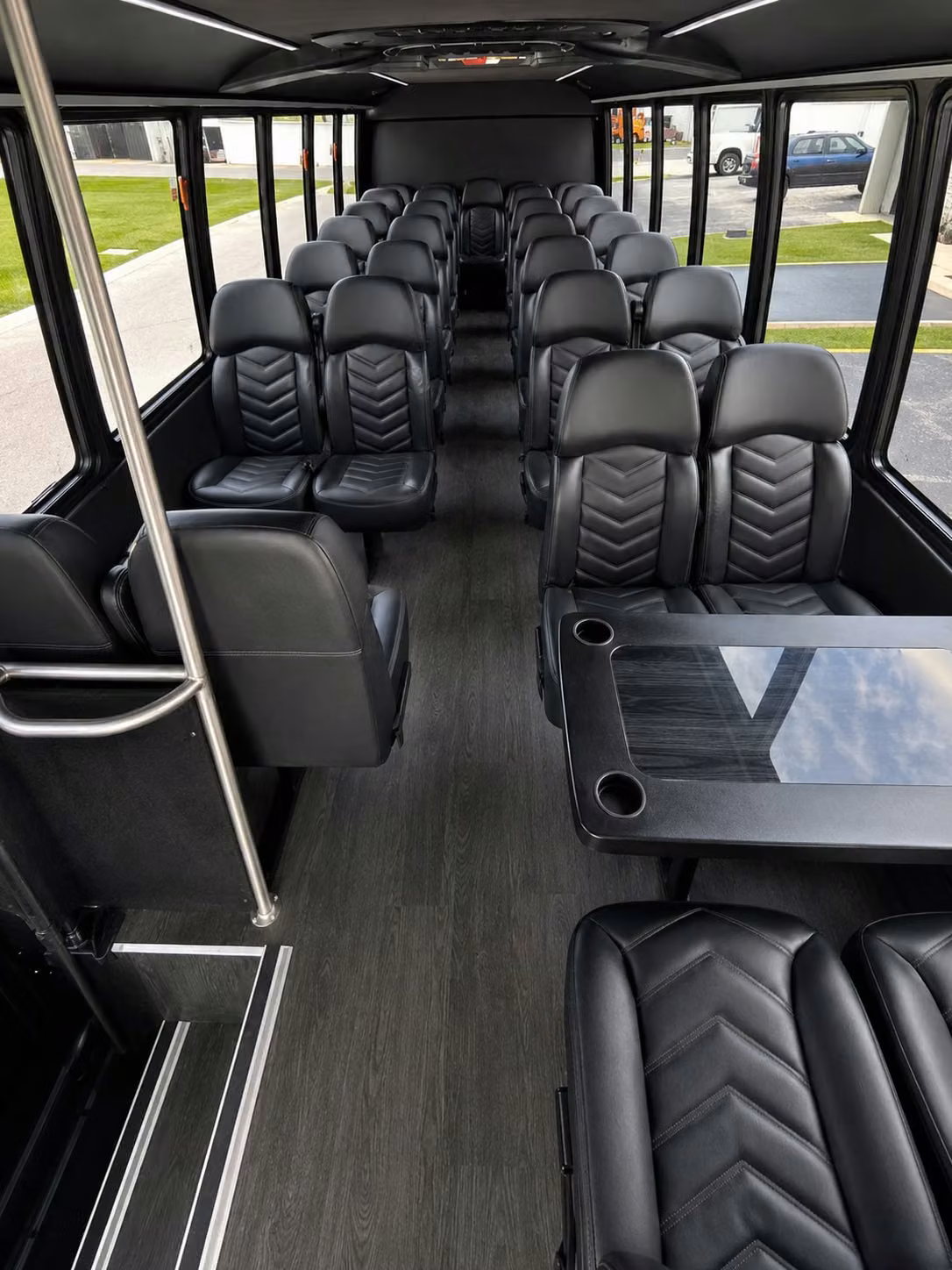 book concert minibus rentals for smaller el monte groups heading to local venues